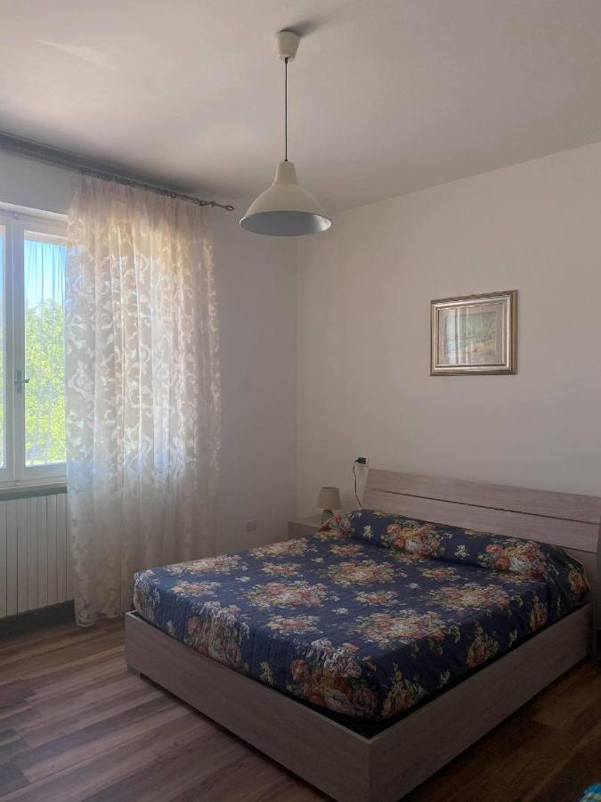 Casa Vacanze Raggio Di Sole Montegridolfo Exterior foto